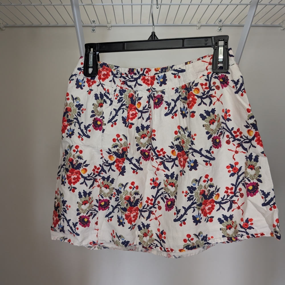 Floral Mini Skirt - White and Red
